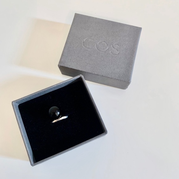 COS Stone Ball Sterling Silver Ring - Picture 8 of 8